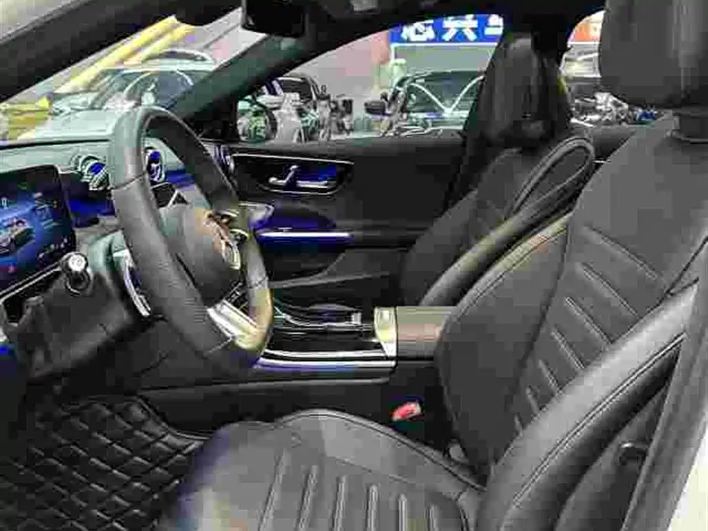 Mercedes-Benz C-Class — миниатюра 7
