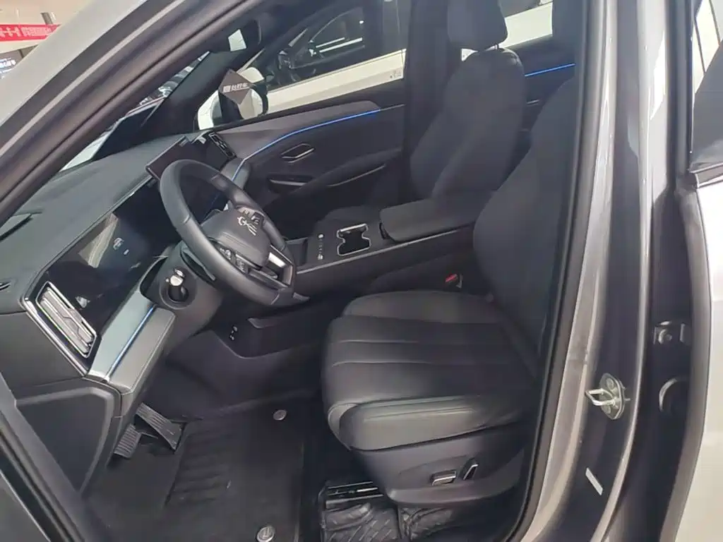 BYD L DM-i — миниатюра 15