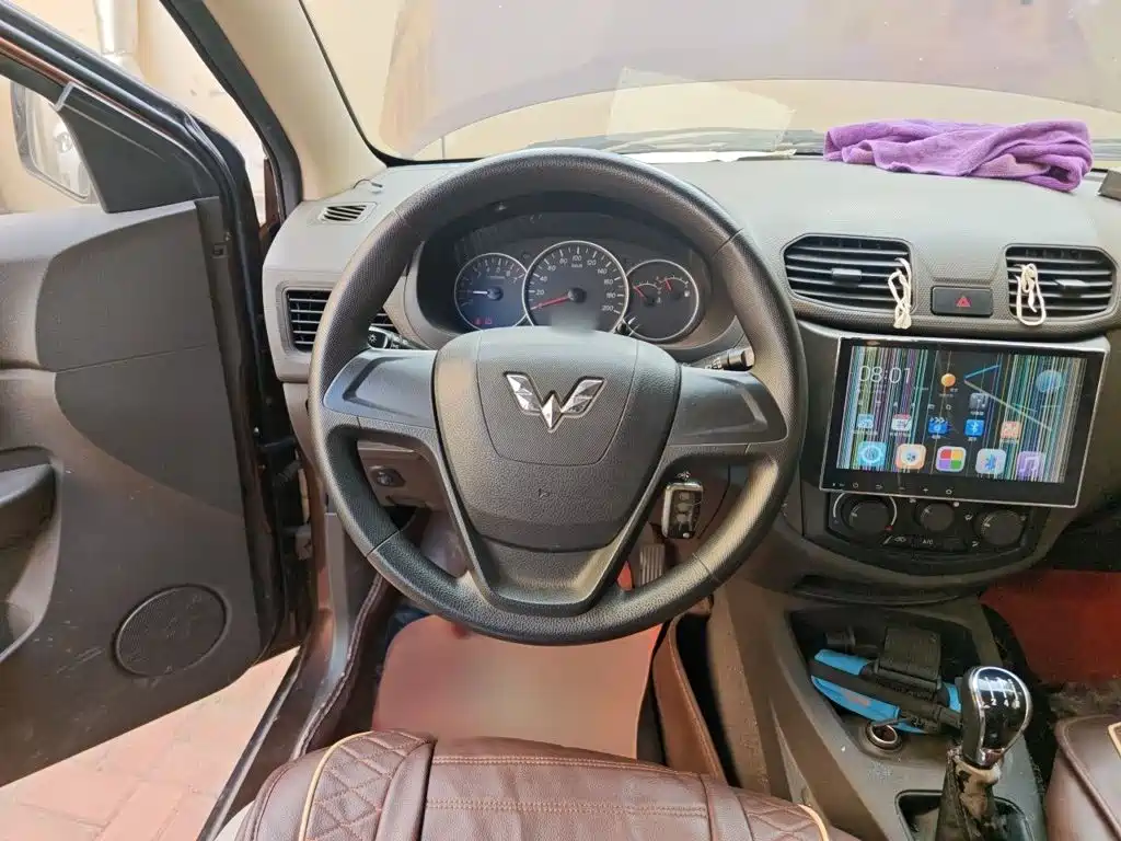 Wuling Hongguang — миниатюра 3