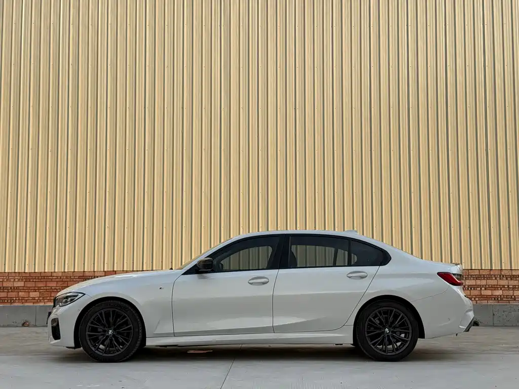 BMW 3 Series — миниатюра 7