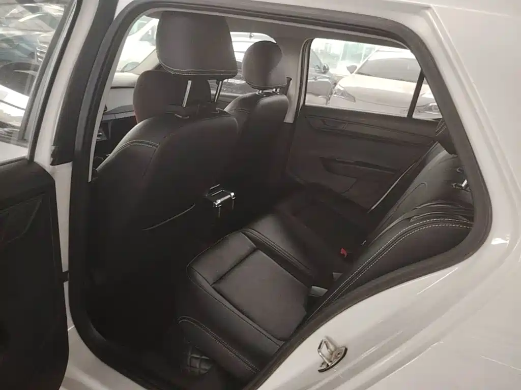 Skoda Fabia — миниатюра 17