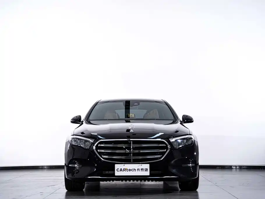Mercedes-Benz E-Class — миниатюра 4