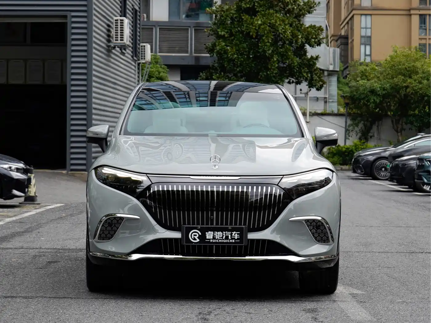 Mercedes-Benz Maybach EQS SUV