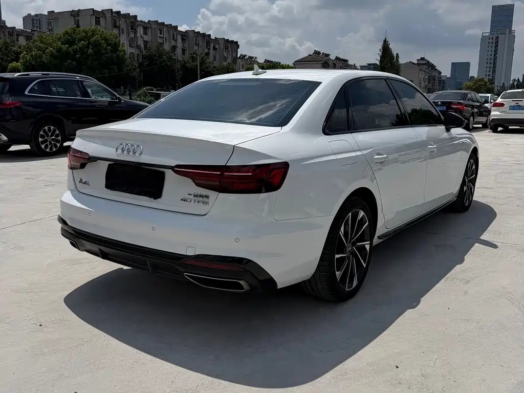 Audi A4L — миниатюра 14