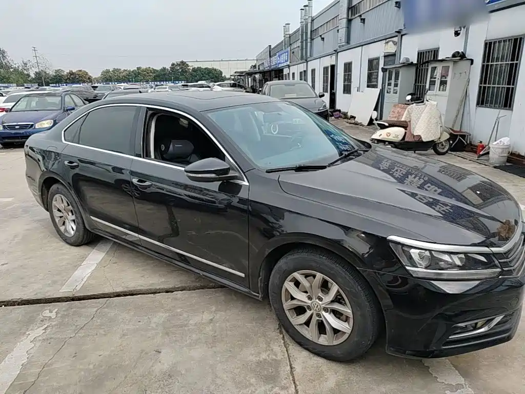 Volkswagen Passat — миниатюра 4