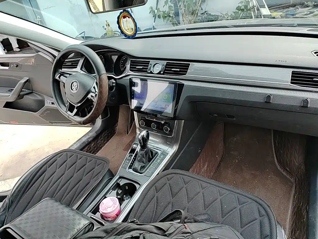 Volkswagen Passat — миниатюра 10