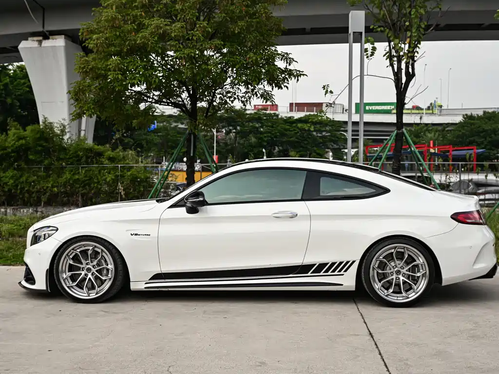 Mercedes-Benz C-Class AMG — миниатюра 3