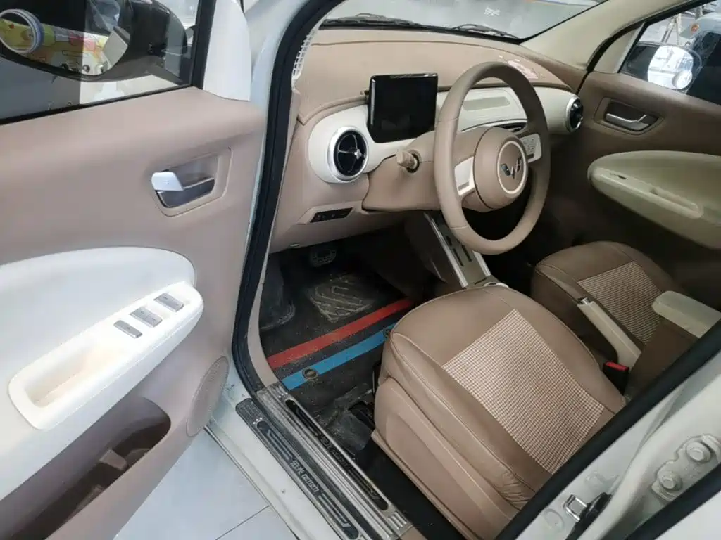 Wuling MINIEV — миниатюра 16
