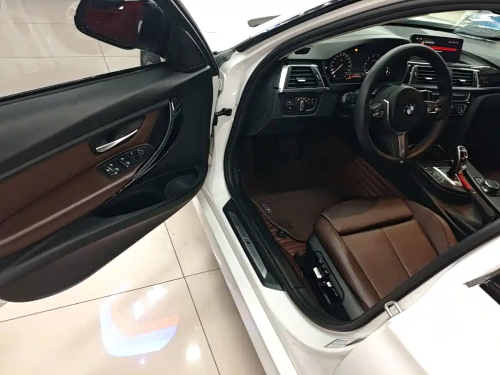 BMW 3 Series — миниатюра 21