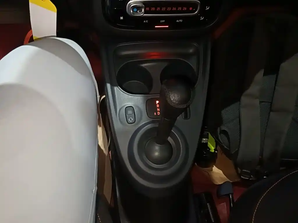 smart Smart Fortwo — миниатюра 14