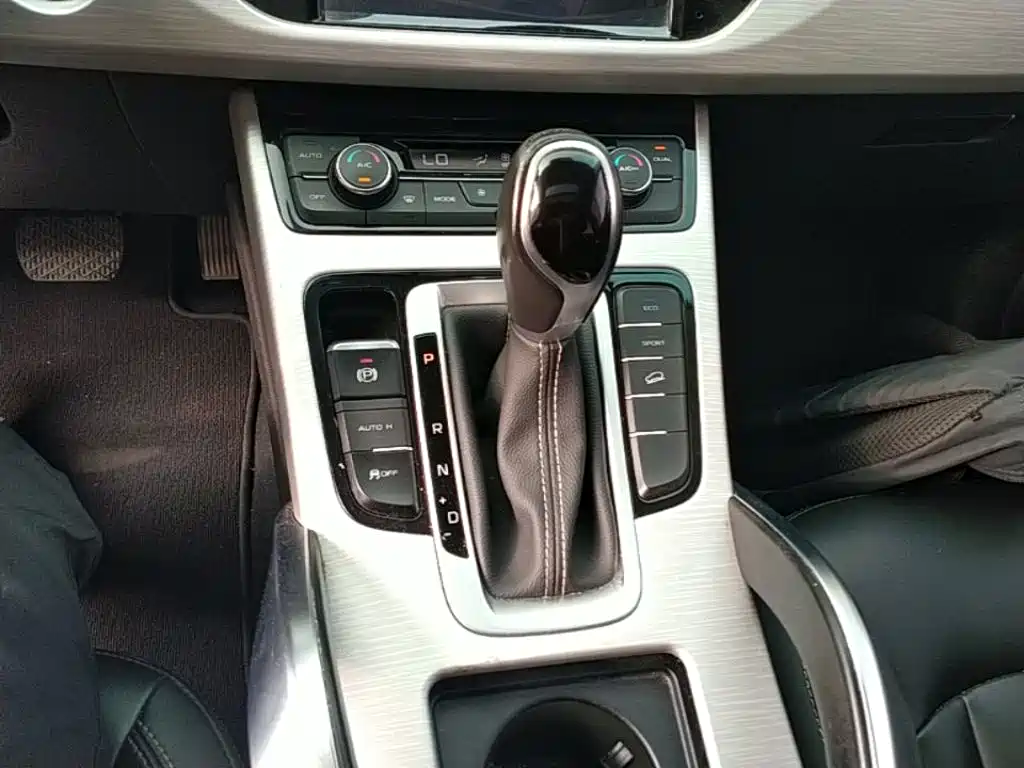 Geely Boyue — миниатюра 14