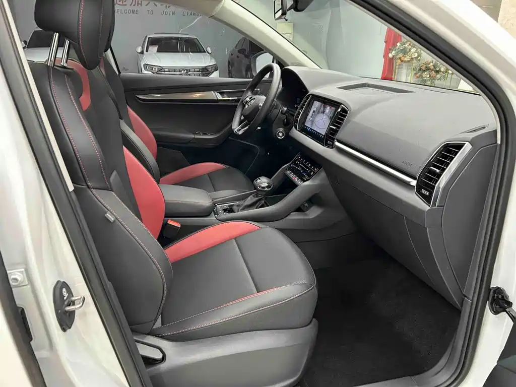Skoda Karoq — миниатюра 17