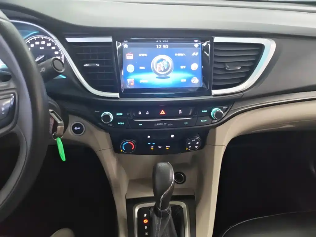 Buick Excelle — миниатюра 13