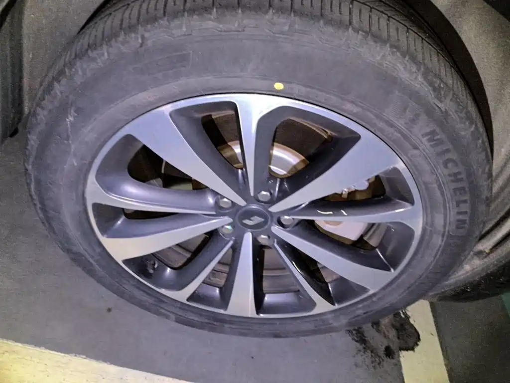 Li Auto Li ONE — миниатюра 8