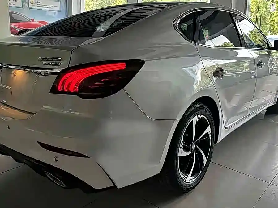MG 6 2020 1.5T AT