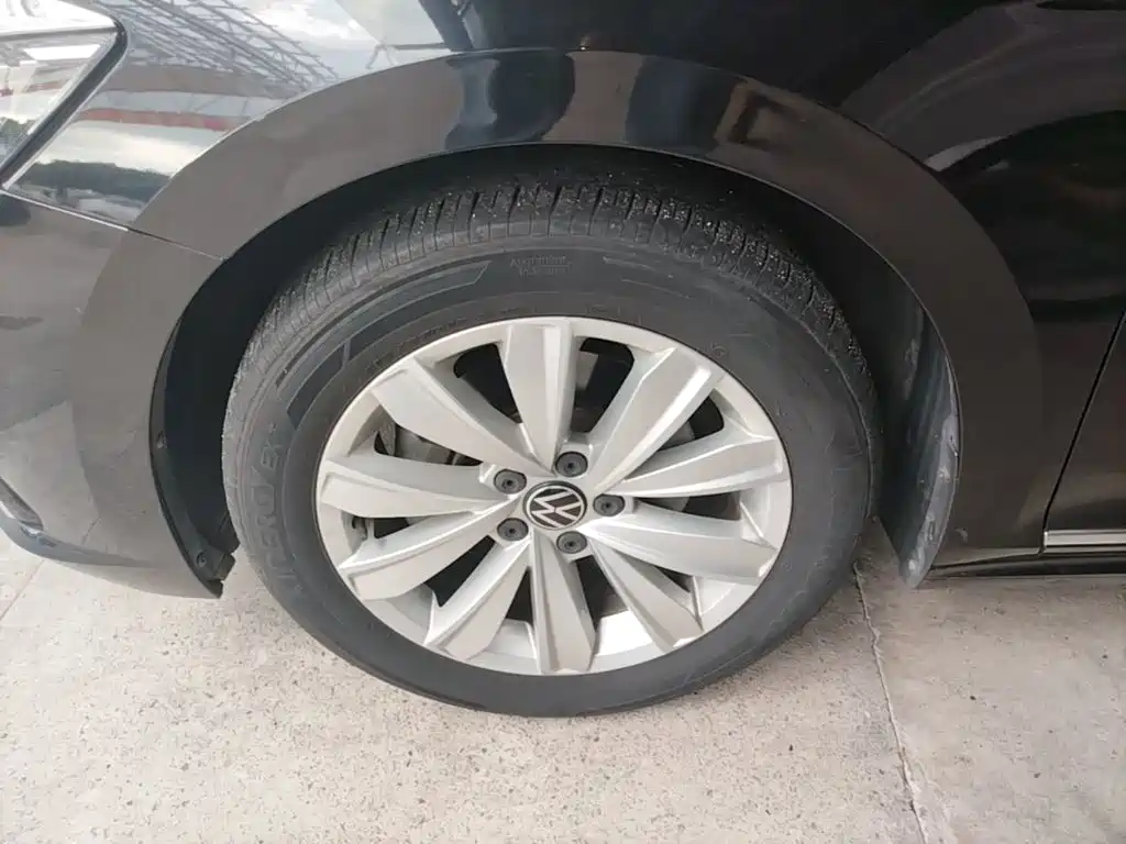 Volkswagen Passat — миниатюра 23