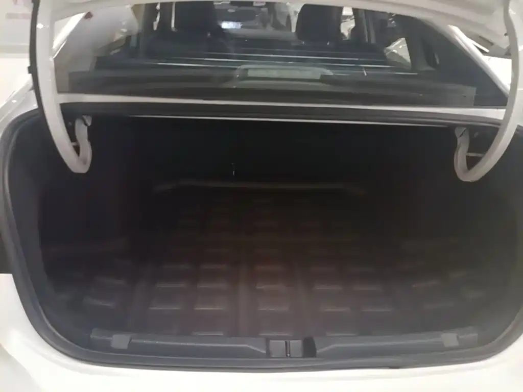 Volkswagen Lavida — миниатюра 19