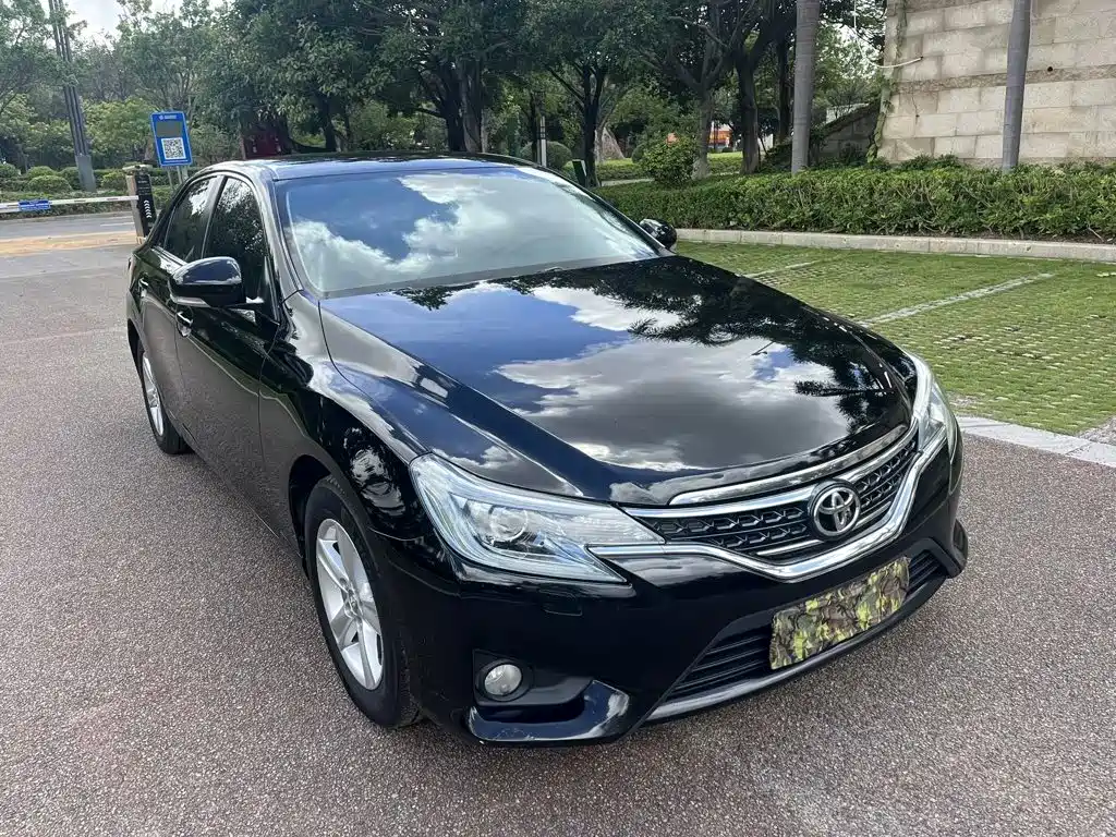 Toyota Reiz — миниатюра 6