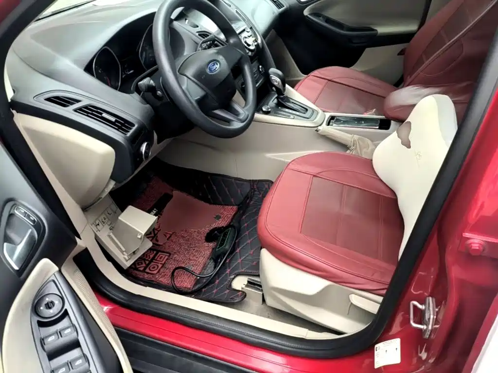 Ford Focus — миниатюра 15