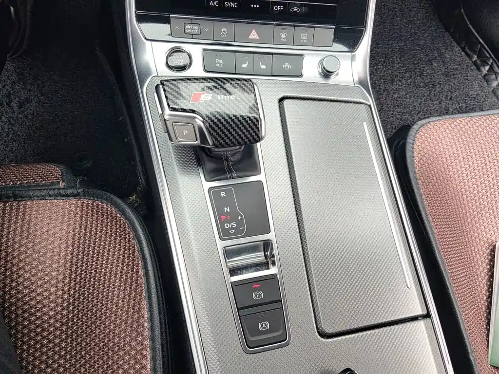 Audi A6L — миниатюра 7