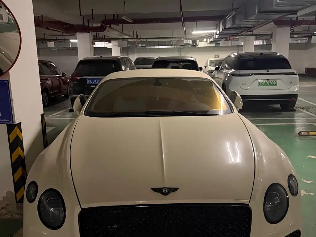 Bentley Continental 2014