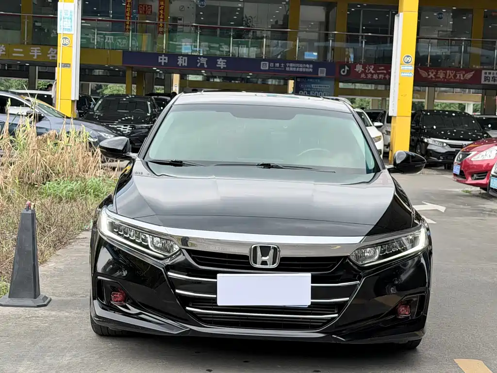 Honda Accord — миниатюра 2
