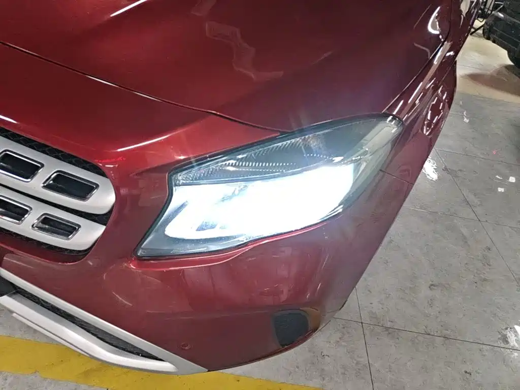 Mercedes-Benz GLA — миниатюра 24