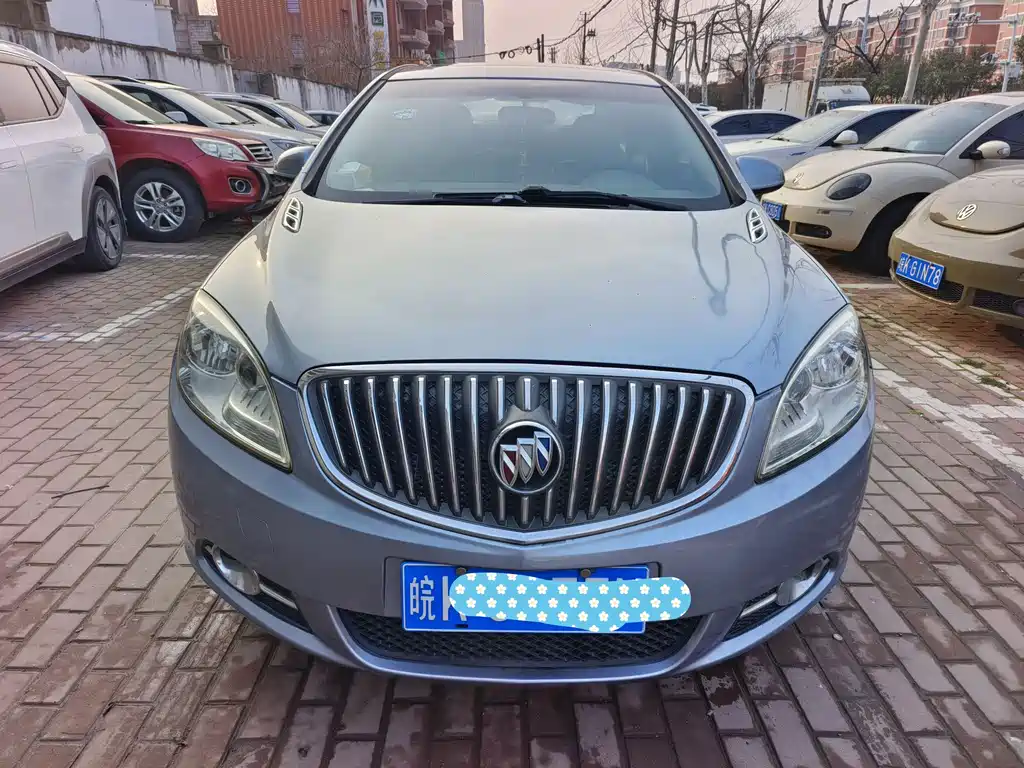 Buick Excelle 2012