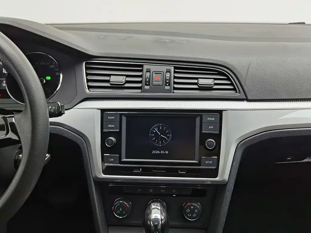 Volkswagen Lamando — миниатюра 12