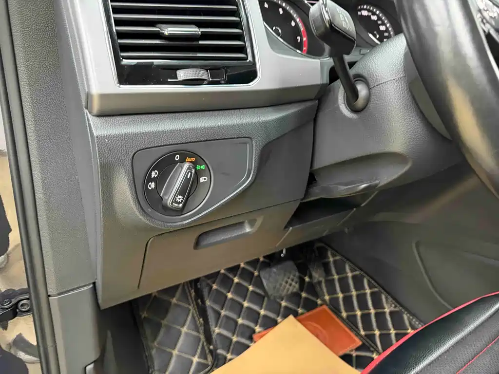 Volkswagen Teramont — миниатюра 12