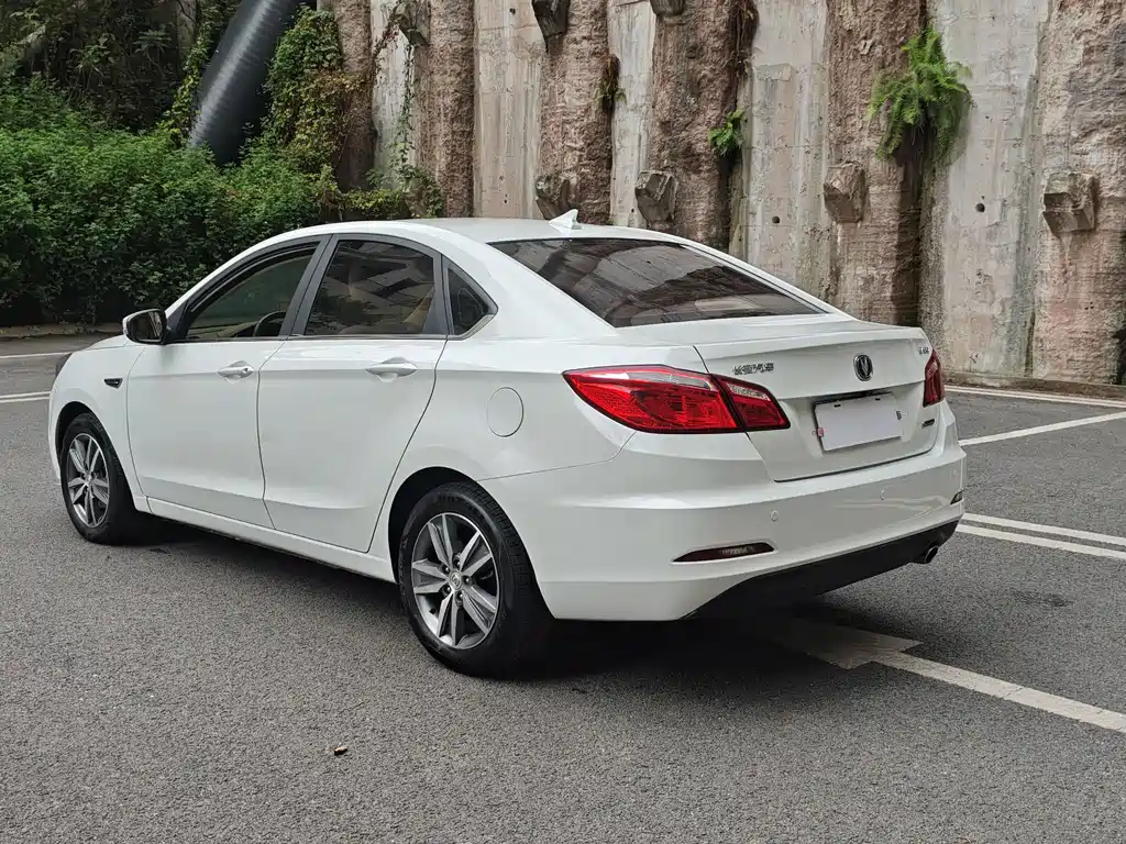 Changan Eado — миниатюра 12