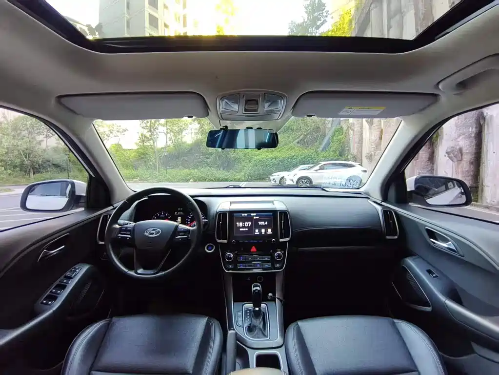 Hyundai ix35 — миниатюра 2