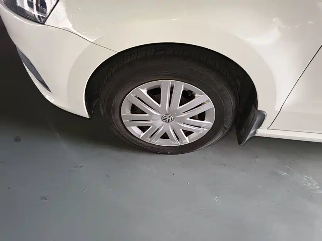 Volkswagen Polo — миниатюра 23