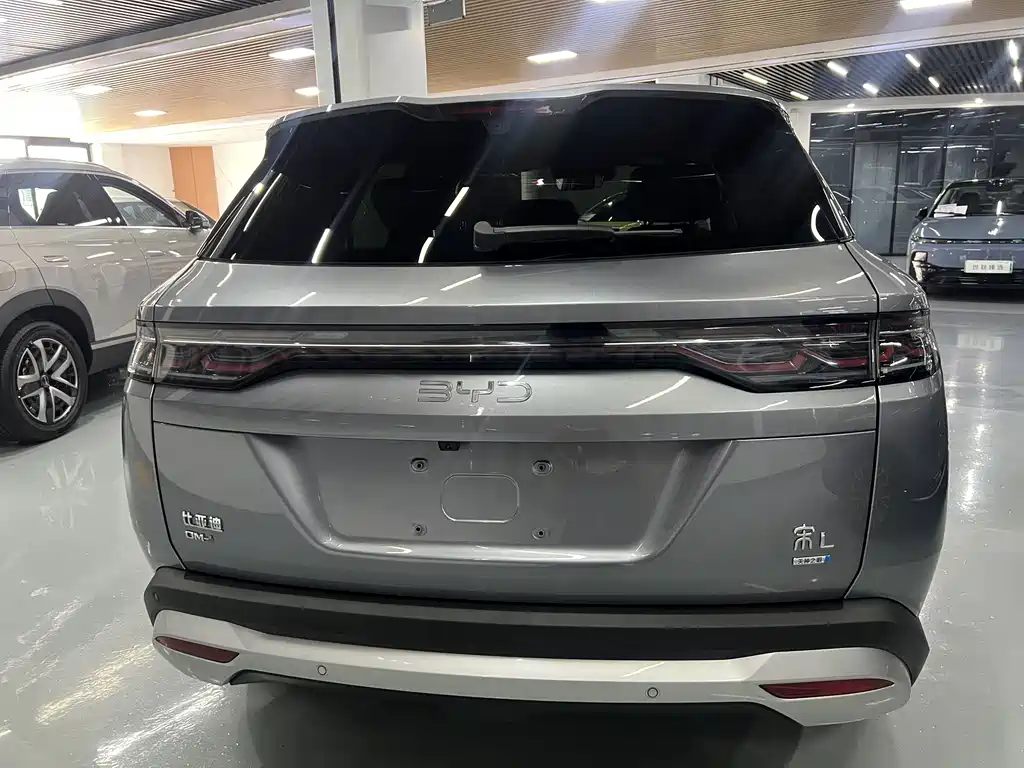 BYD L DM-i — миниатюра 6