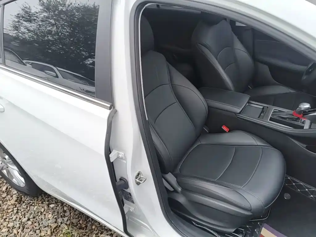 Roewe i5 — миниатюра 25