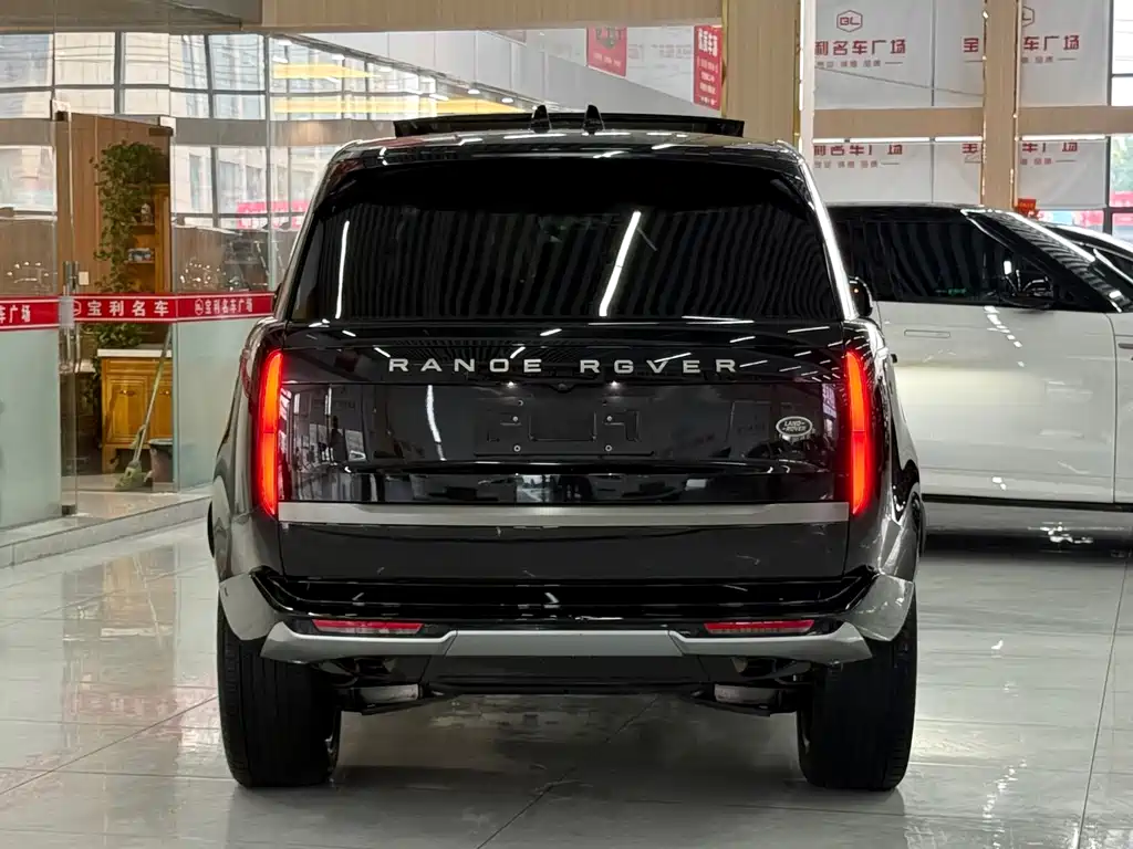 Land Rover Range Rover — миниатюра 13