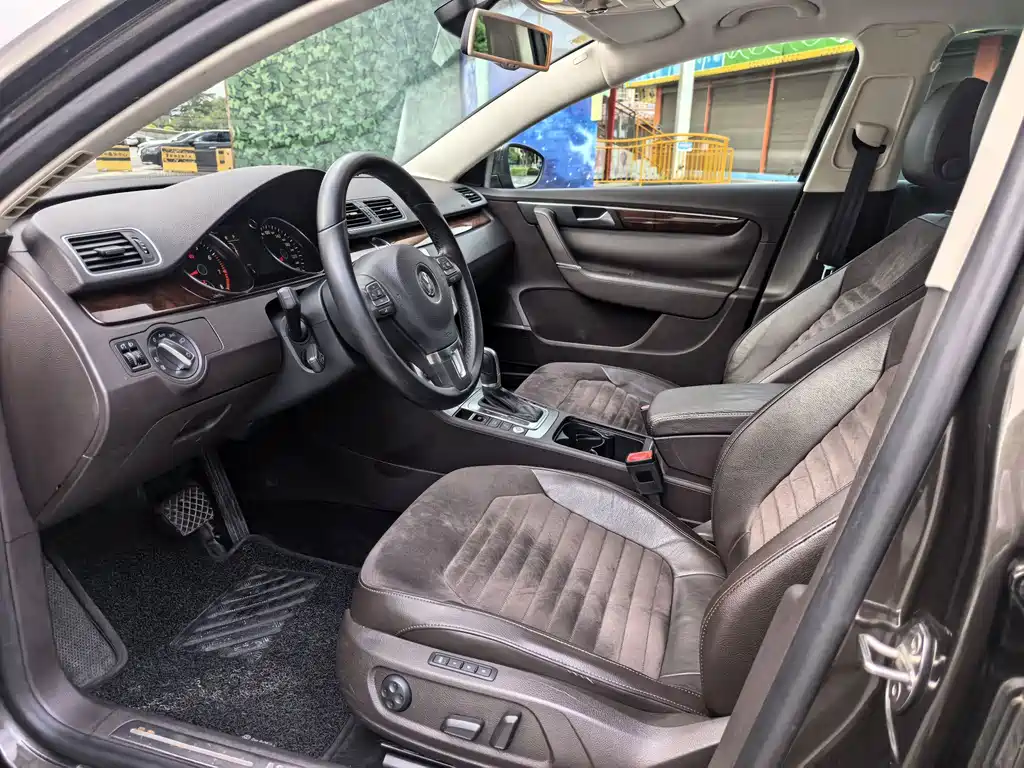 Volkswagen Magotan (Import) — миниатюра 8