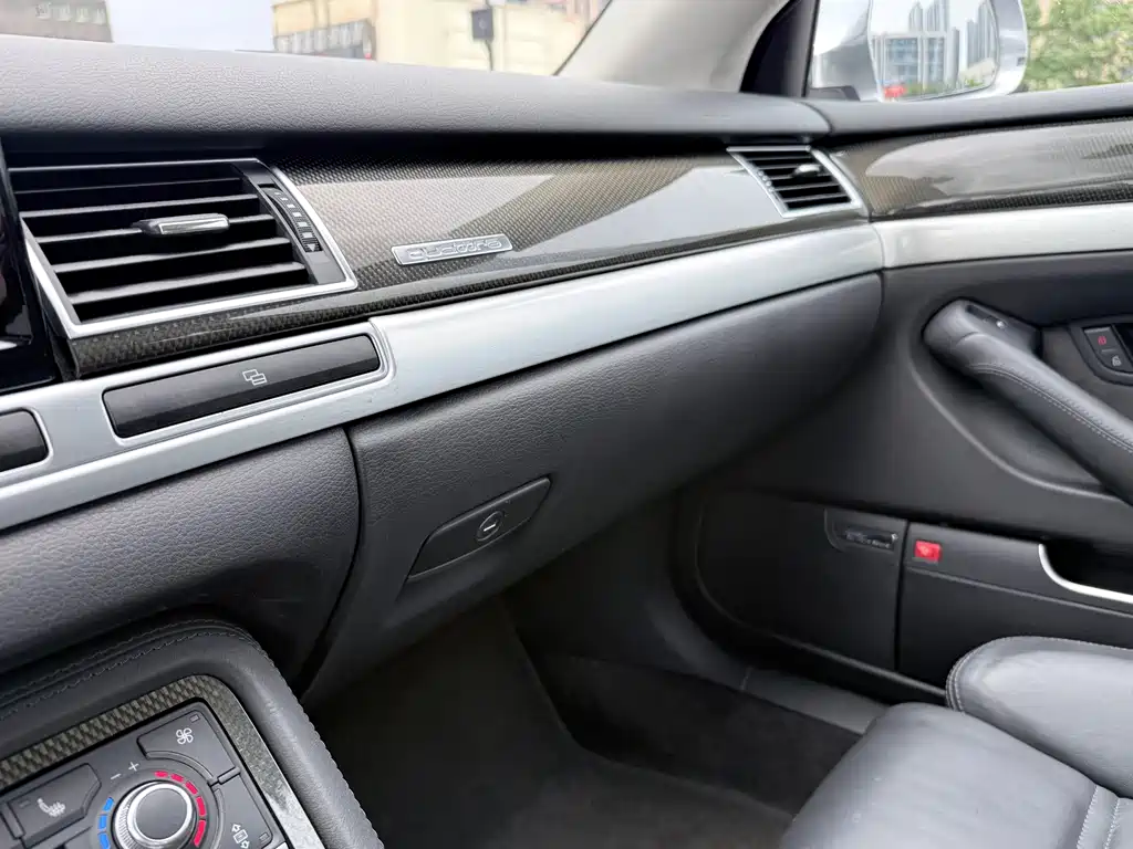 Audi S8 — миниатюра 5