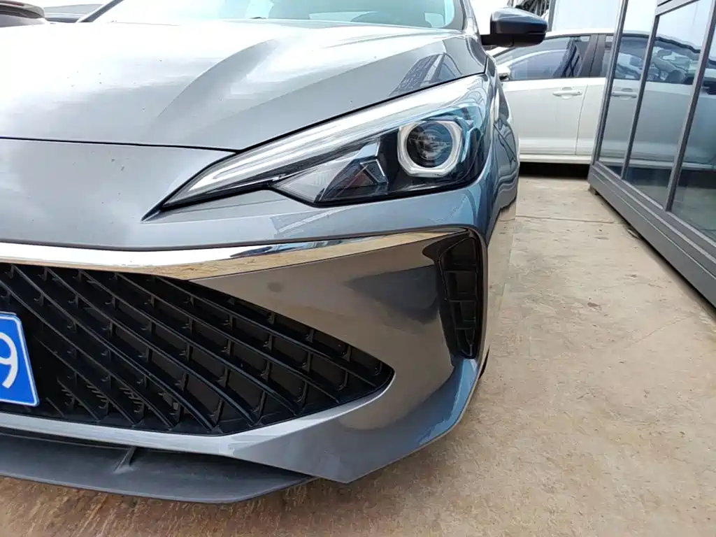 Roewe i5 — миниатюра 24