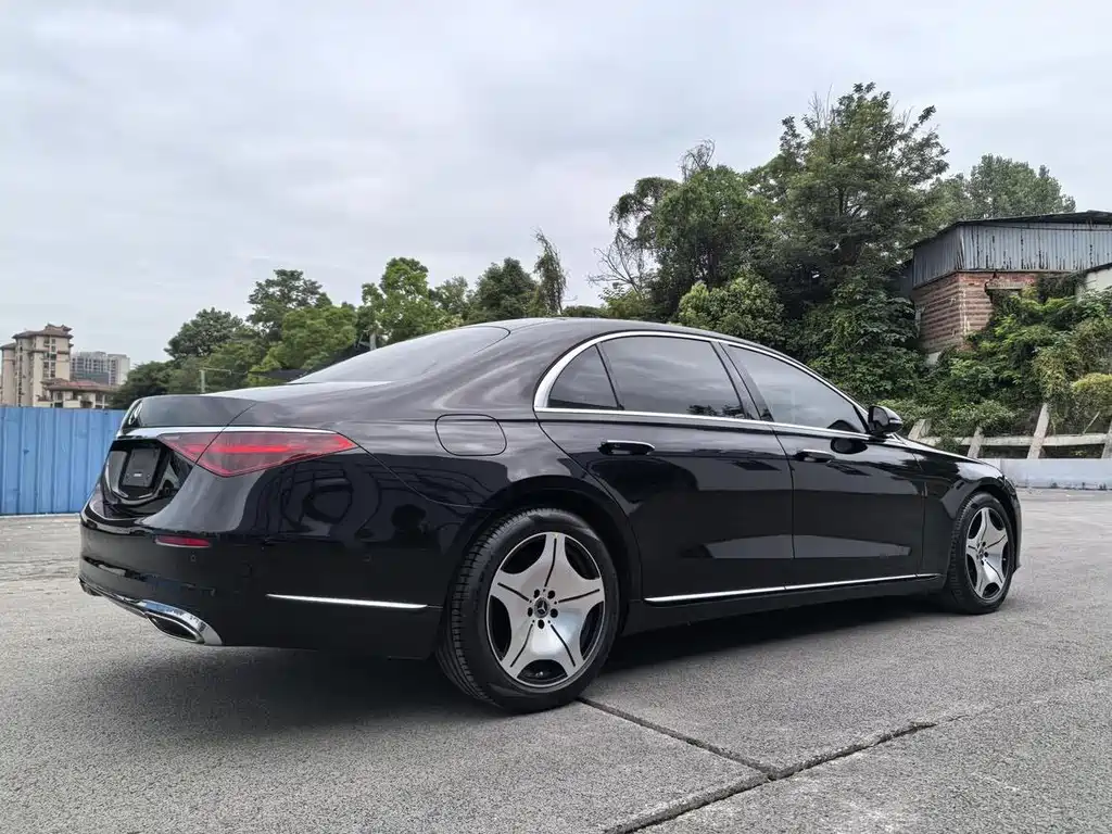 Mercedes-Benz S-Class — миниатюра 9
