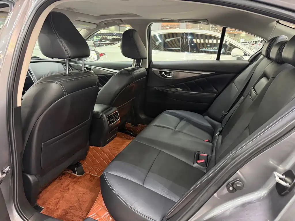 Infiniti Q50L — миниатюра 8
