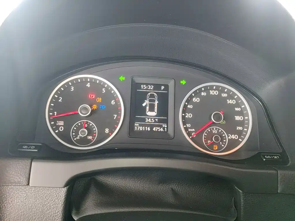 Volkswagen Tiguan — миниатюра 12