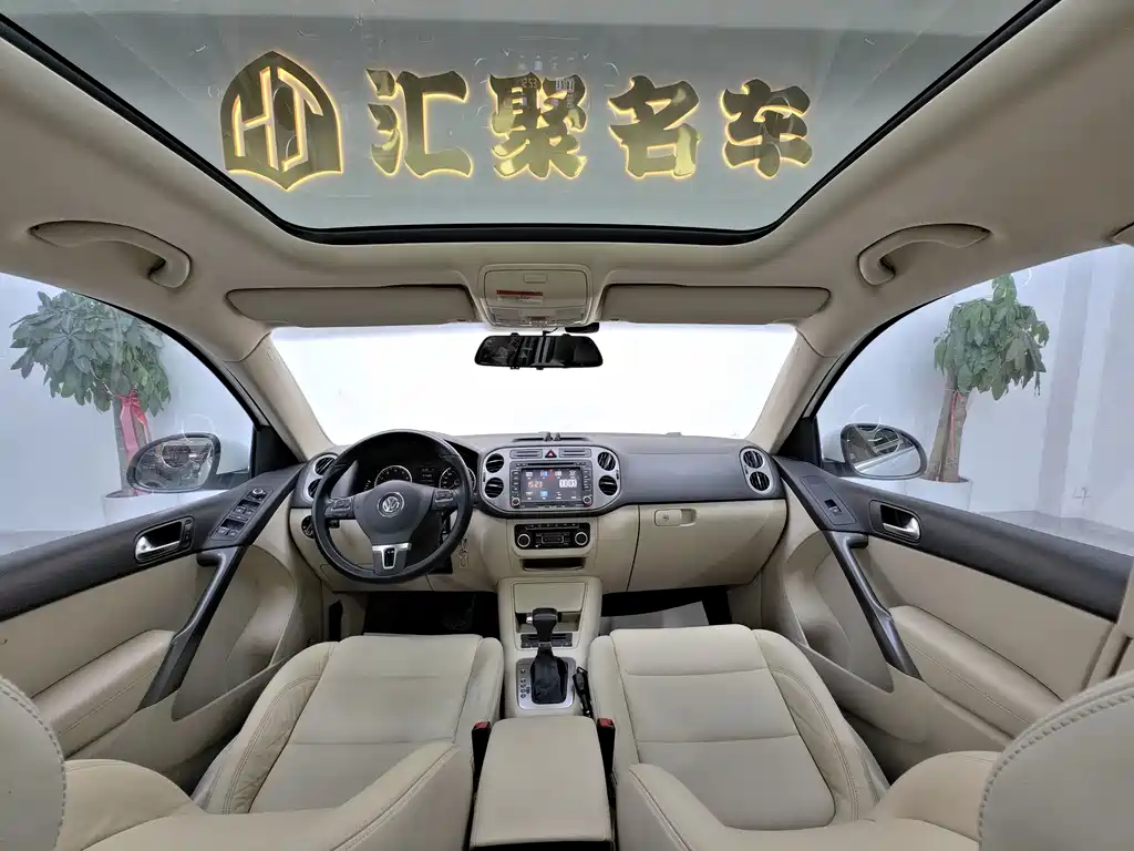 Volkswagen Tiguan — миниатюра 15