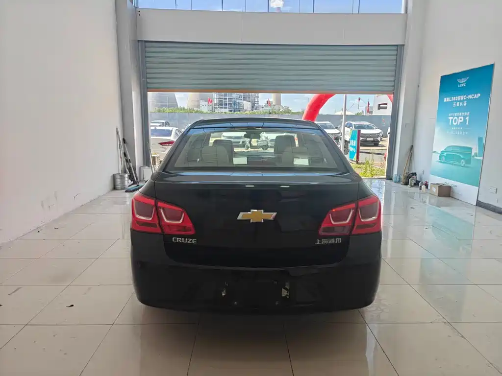 Chevrolet Cruze — миниатюра 15