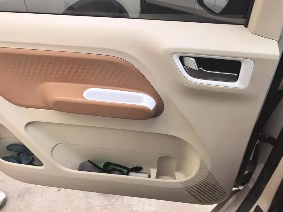 Wuling MINIEV — миниатюра 7