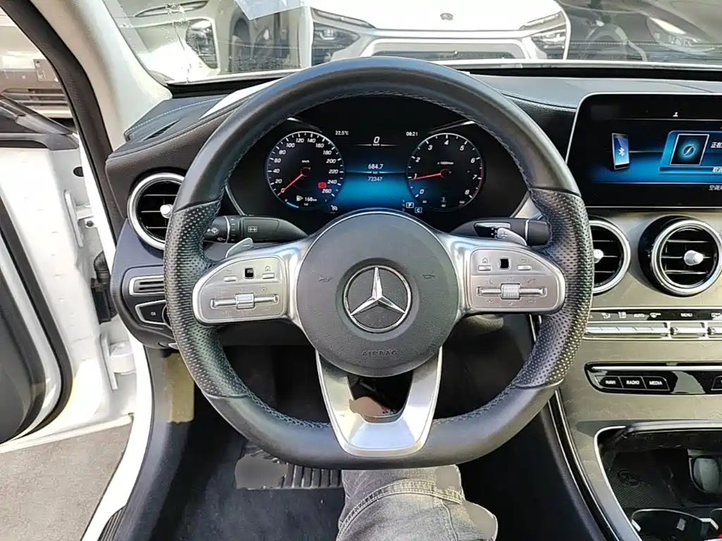 Mercedes-Benz C-Class — миниатюра 11