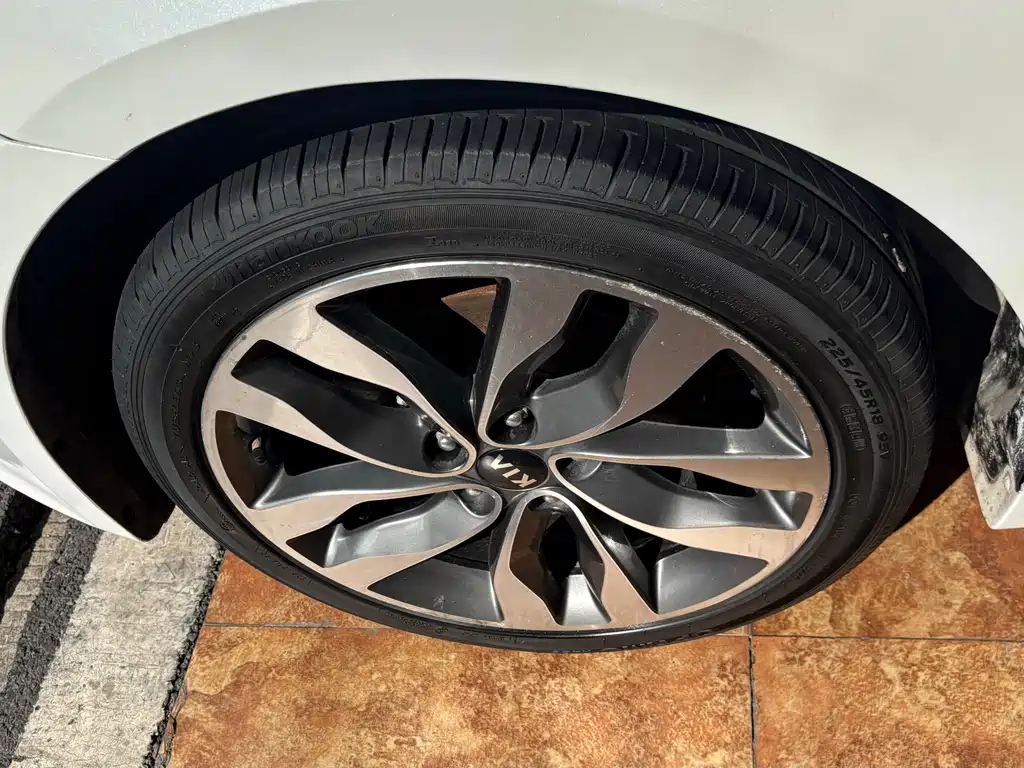 Kia K5 — миниатюра 5