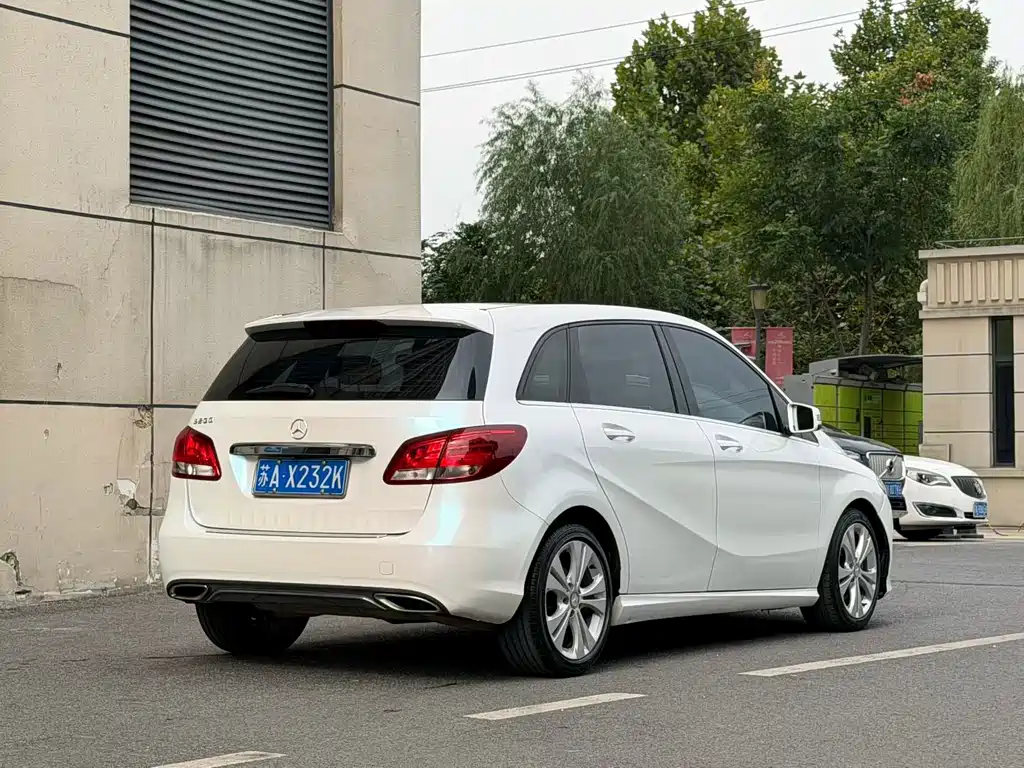 Mercedes-Benz B-Class — миниатюра 9