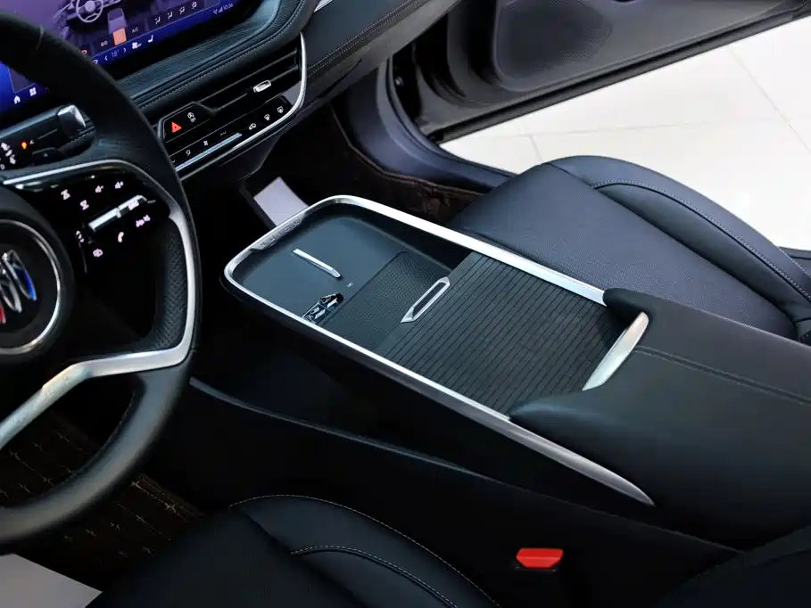 Buick LaCrosse — миниатюра 23