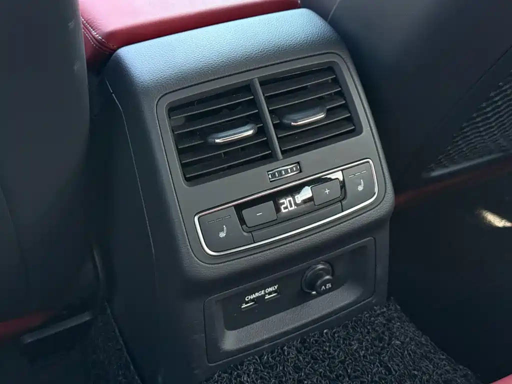 Audi S4 — миниатюра 34